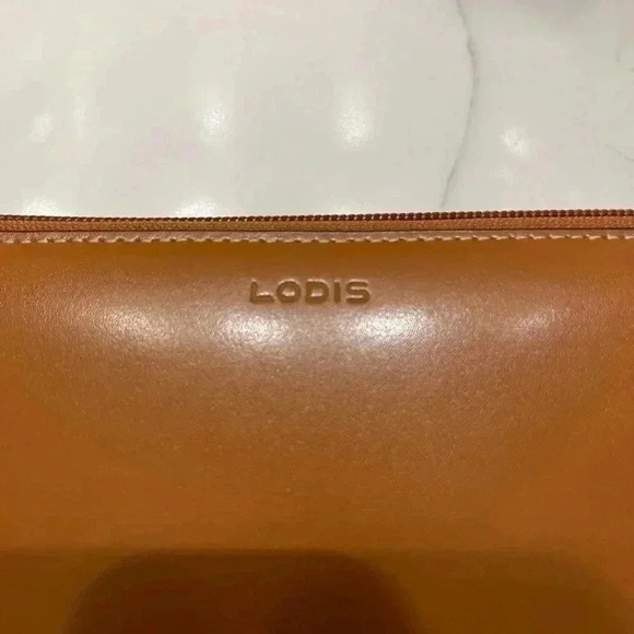 ❤️2/$80❤️Lodis Toffee Smooth Leather Purse  Wallet -NWOT - Picture 3 of 11